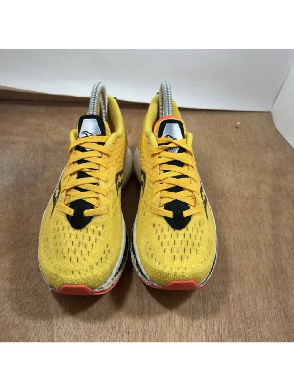 Saucony Endorphin Speed 2 Womens Running Shoes Sneakers Size 7 Yellow